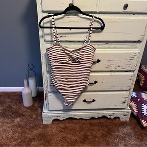 Vineyard Vines White and Black Striped One Piece Suit. Size large.